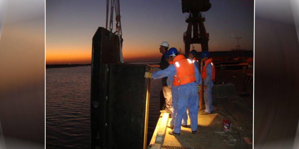 Installation of rubber fenders at Umm Qaser  Night shift